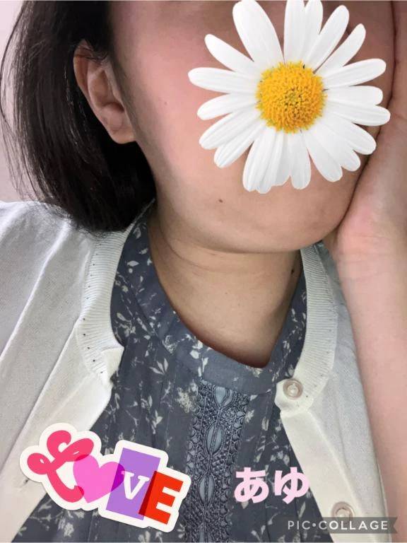 チラッと見せちゃう💓