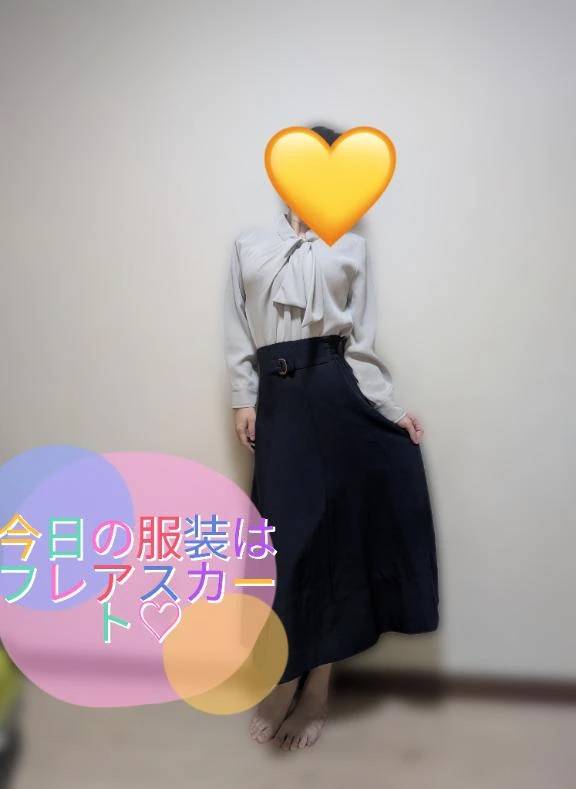 今日はフレアスカート♡