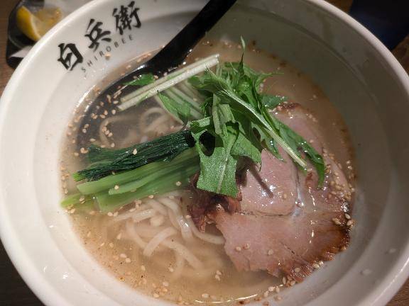 歌舞伎町に来たら行くラーメン屋さん♪