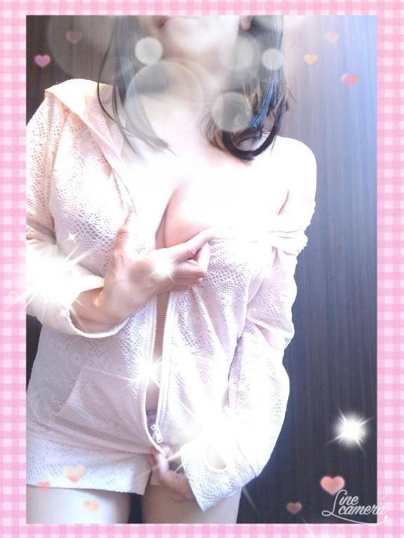 「もな」の中の中身を…。
