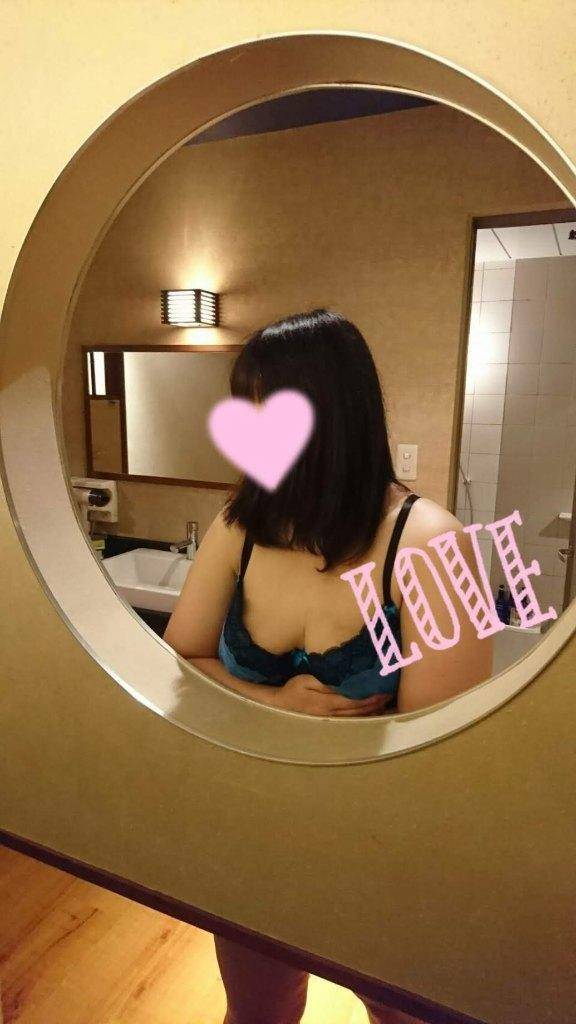 昼間から淫らに