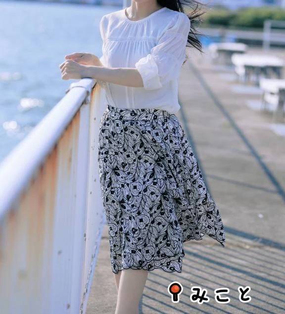 お昼のひととき、少し恋人気分