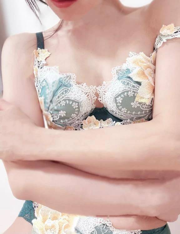 清楚な下着好きかな💖💫は