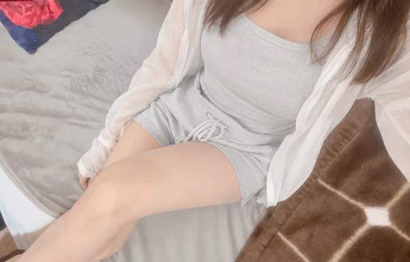 明 日