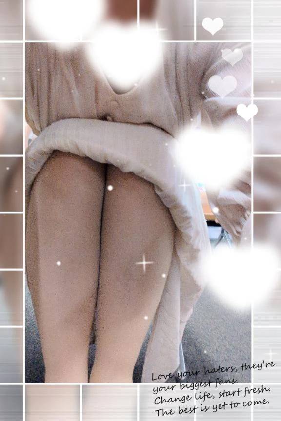 駅で💫