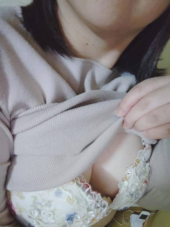 エッチな人妻と♡