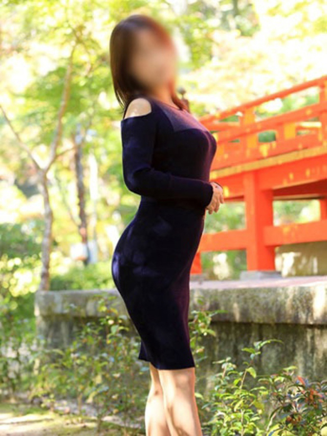 めい(奥様鉄道69 広島店)