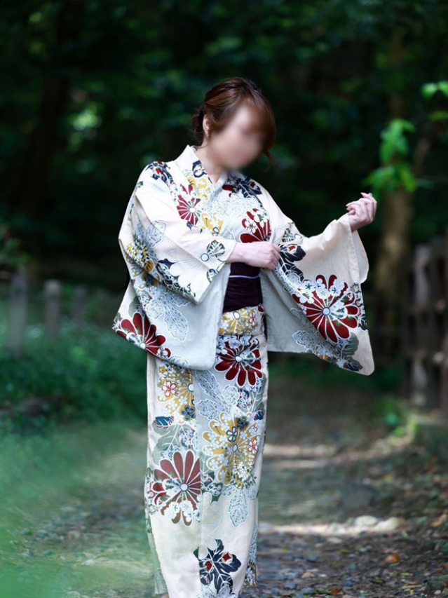 あかり（奥様鉄道69 広島店）