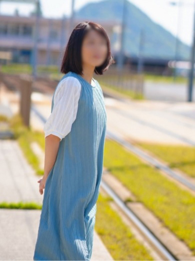 さおり(奥様鉄道69 広島店)
