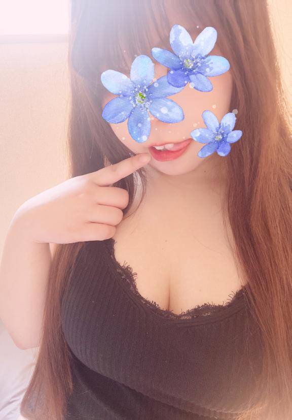 つきか（[オプション無料]人妻アクメ60分11000円～）