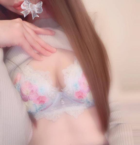 みなみ（[オプション無料]人妻アクメ60分11000円～）