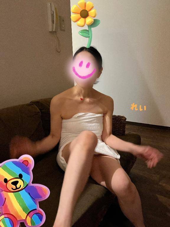 れい☆（[オプション無料]人妻アクメ60分11000円～）