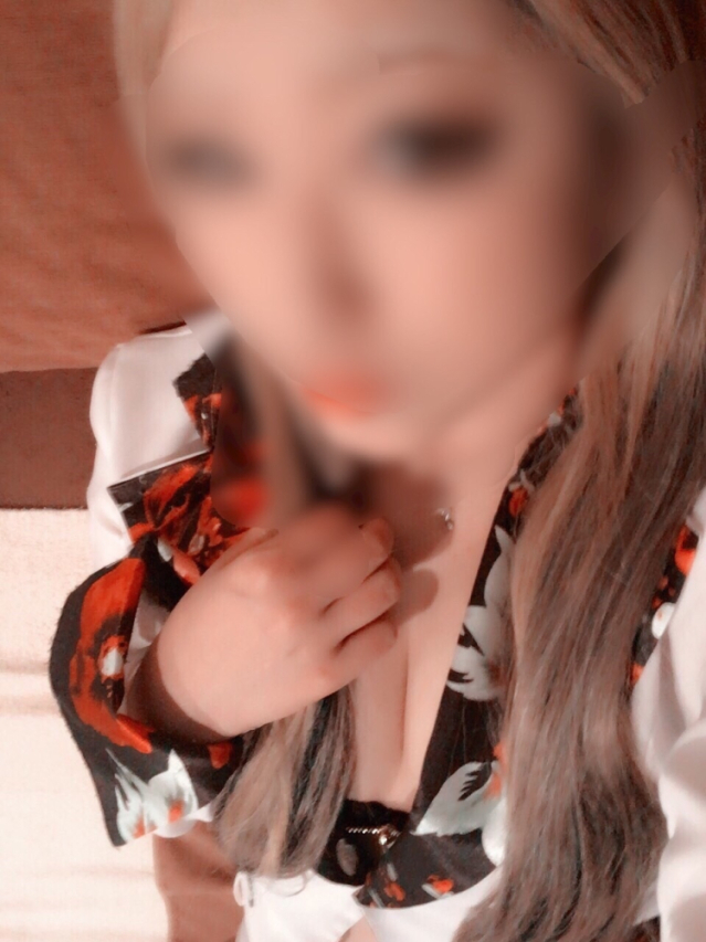 じゅりあ（[オプション無料]人妻アクメ60分11000円～）