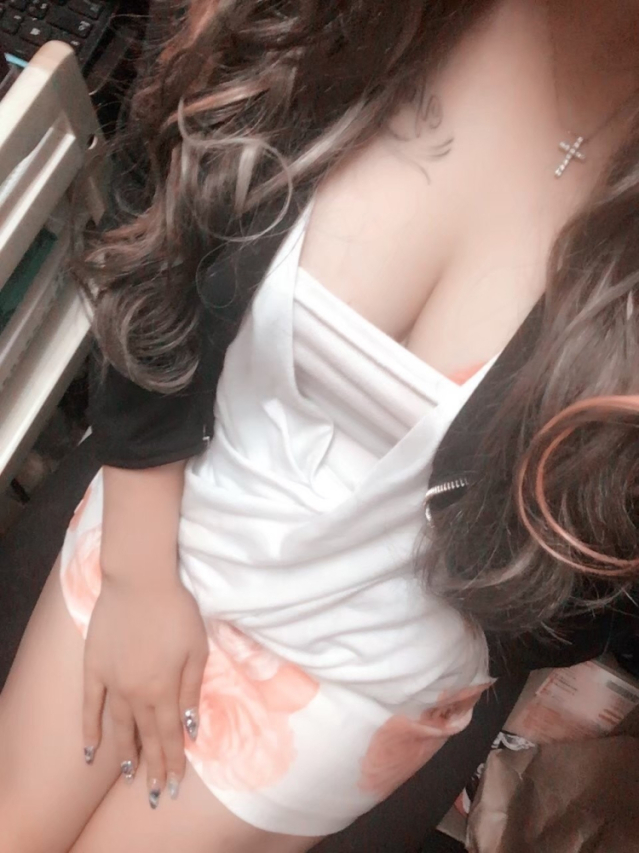 じゅりあ（[オプション無料]人妻アクメ60分11000円～）