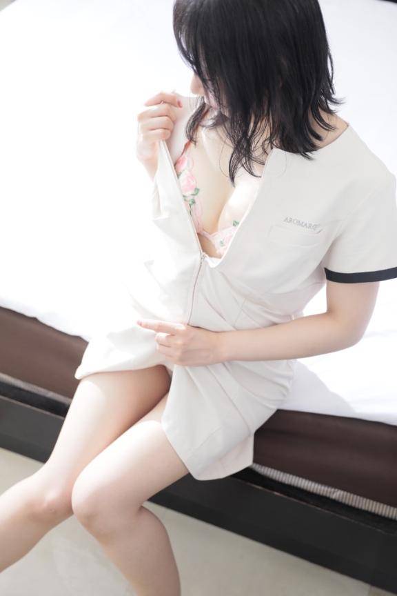 🔔白くてふわふわな肌で…