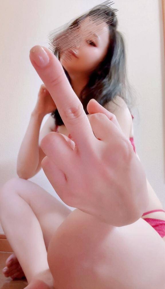 後ろの扉の鍵持ってます🗝