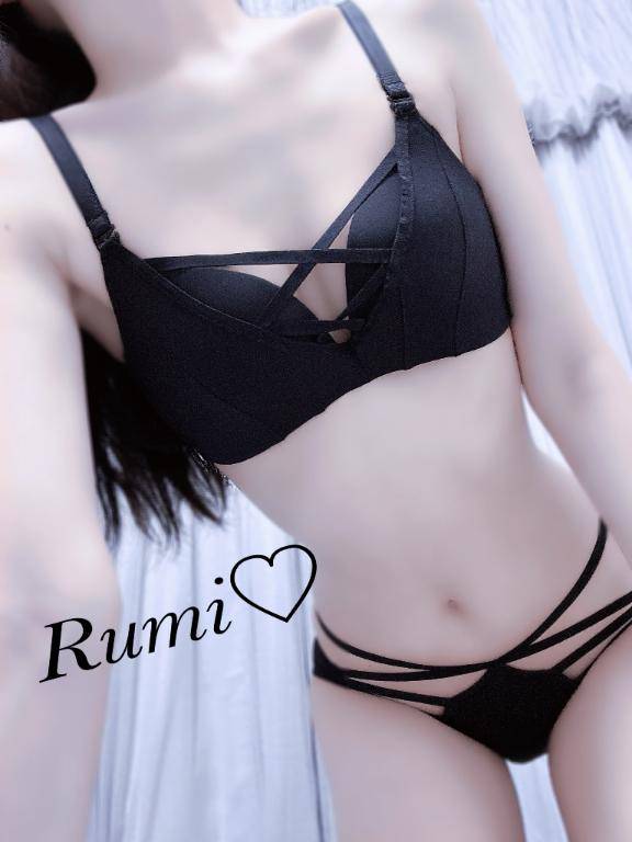 煌月るみ