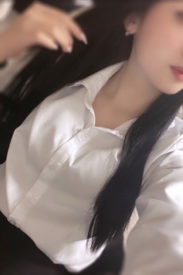 七海ゆい