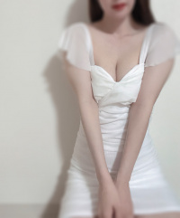 鈴乃木ひろな