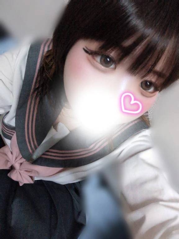 出勤しました🤍17:00〜5:00で居るよ😖