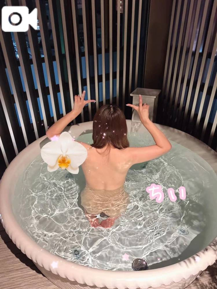 出勤‼️👙