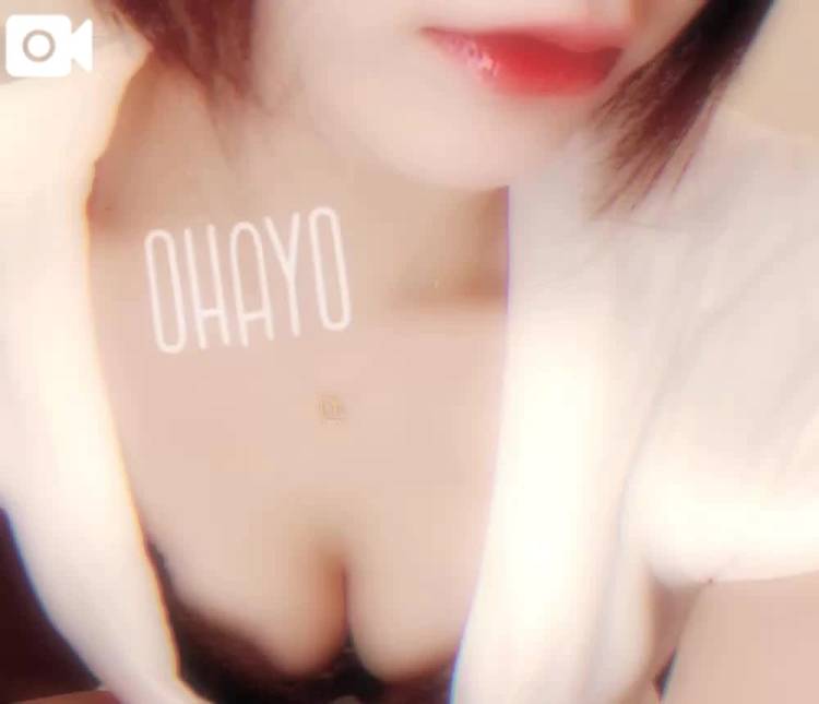 (｡･ω･)ﾉﾞｺﾝﾁｬ♪︎"