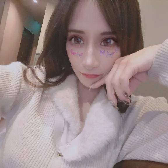 明日お昼からでます❤️
