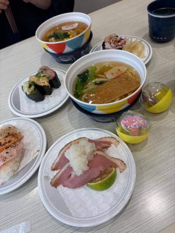 もぐもぐ🍣