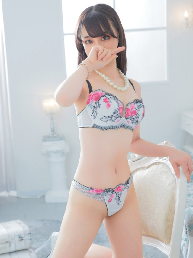 ゆづき(ゆづき)色白スレンダー(aroma ace.(アロマエース)エースグループ)