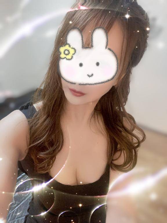 さえ　潮に、愛欲にまみれた美人妻☆あなたをもっと感じたい
