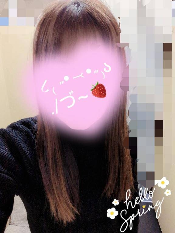 明日は、、出勤?ですー！