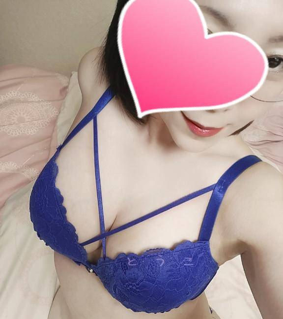体験とうこ　爆乳を揺らしイキまくる変態妻