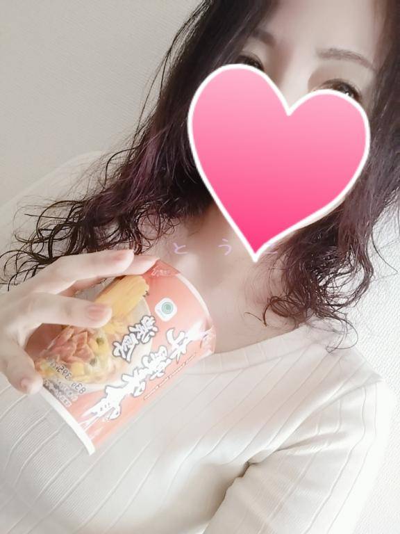 体験とうこ　爆乳を揺らしイキまくる変態妻