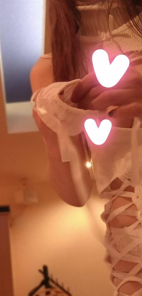 ともみ　甘えん坊な熟妻はご奉仕大好き♡