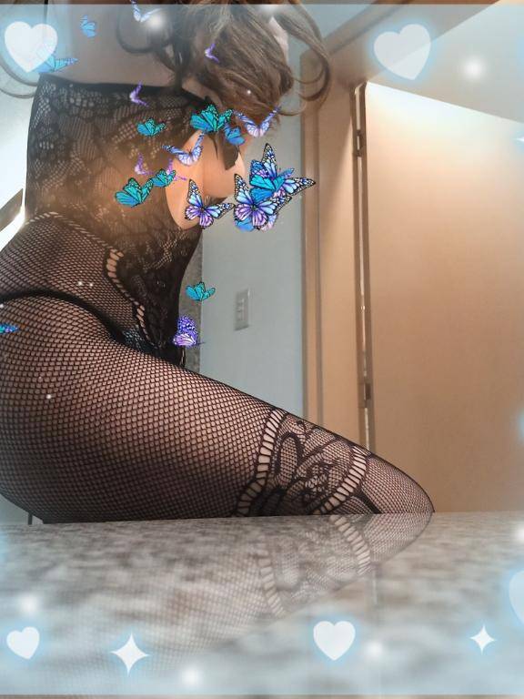ともみ　甘えん坊な熟妻はご奉仕大好き♡