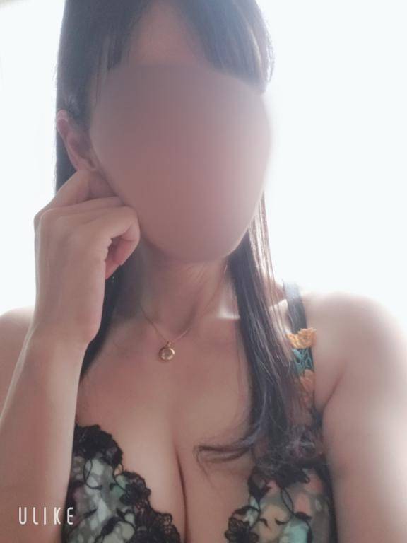 ちなつ　ハイスペック変態痴女☆淫ら過ぎるエロセンス