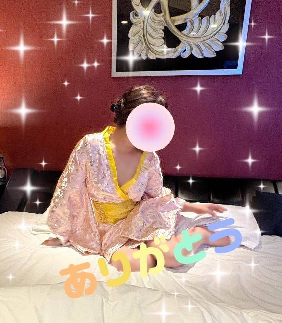 体験そら　全身性感帯！おマ〇コ常に濡れちゃってます芸人ならぬド淫乱美人♡