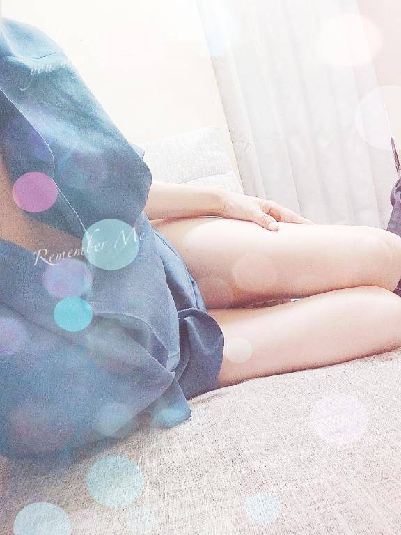 ゆいみ　禁断！欲しがりドM美人妻とリアル不倫体験！