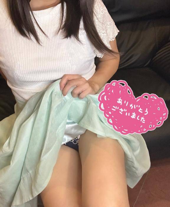 体験みなみ　逢えば必ず納得の敏感すぎる美女♡