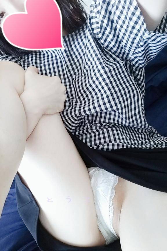 体験とうこ　爆乳を揺らしイキまくる変態妻