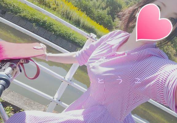 とうこ　爆乳を揺らしイキまくる変態妻
