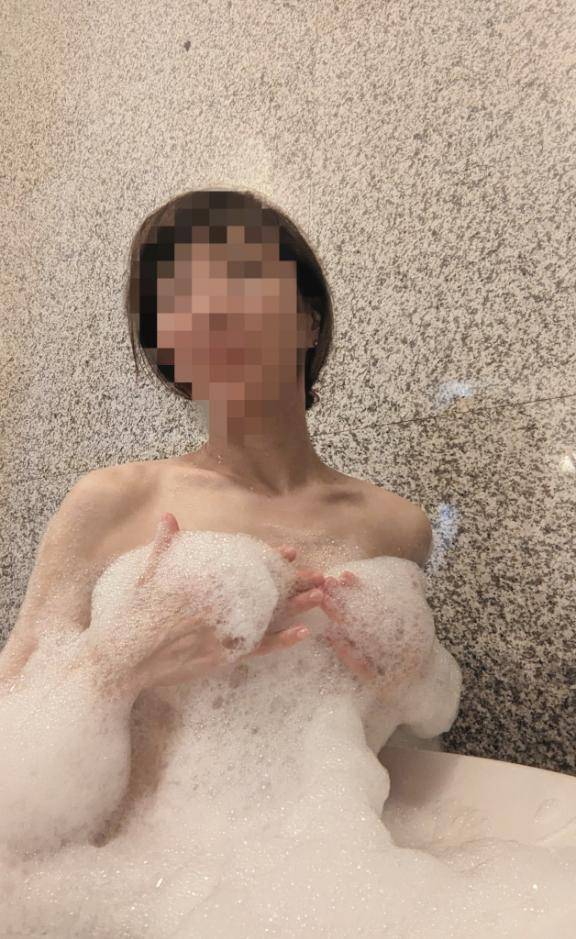 おとは　艶やかな細身ボディにまみれる☆美麗な人妻が乱れる