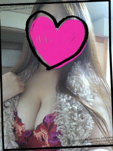 なつみ　こぼれんばかりの豊満な“Gカップ”もはや反則級！！