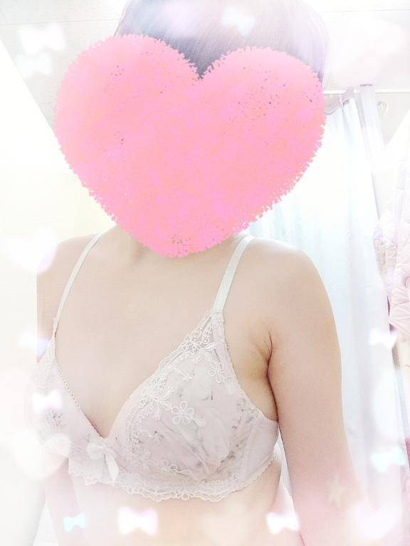 ゆいみ　禁断！欲しがりドM美人妻とリアル不倫体験！