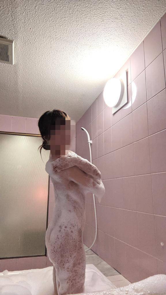 おとは　艶やかな細身ボディにまみれる☆美麗な人妻が乱れる