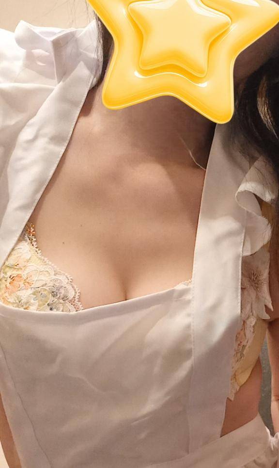 ともみ　甘えん坊な熟妻はご奉仕大好き♡