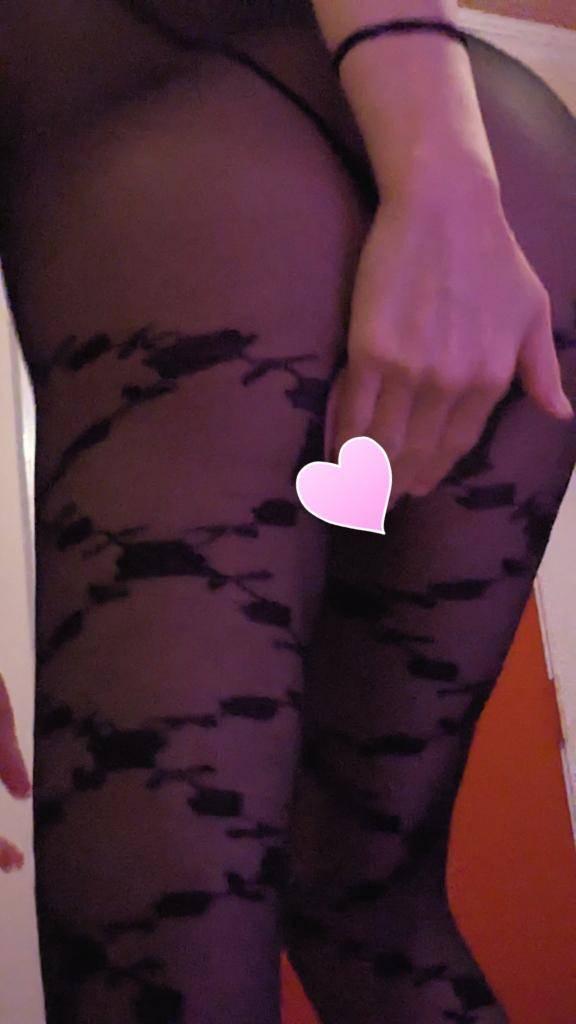 おとは　艶やかな細身ボディにまみれる☆美麗な人妻が乱れる