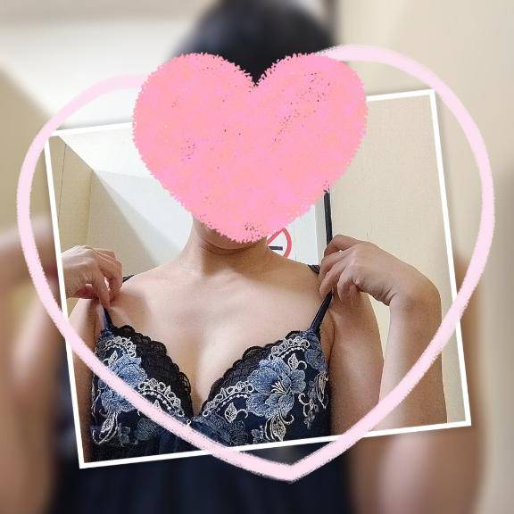 ゆいみ　禁断！欲しがりドM美人妻とリアル不倫体験！