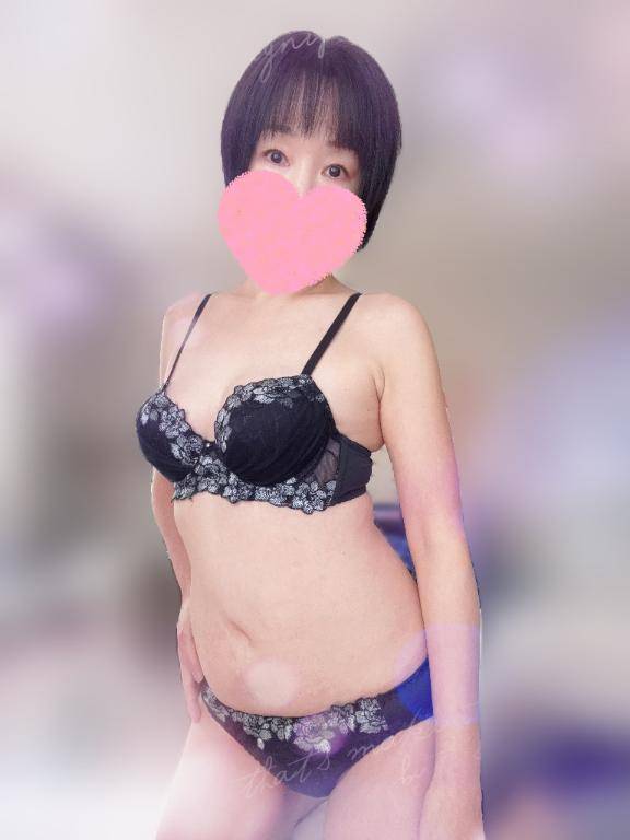 ともか　美熟で痴的なご奉仕妻☆母性溢れる完熟奥様