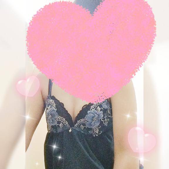 ゆいみ　禁断！欲しがりドM美人妻とリアル不倫体験！